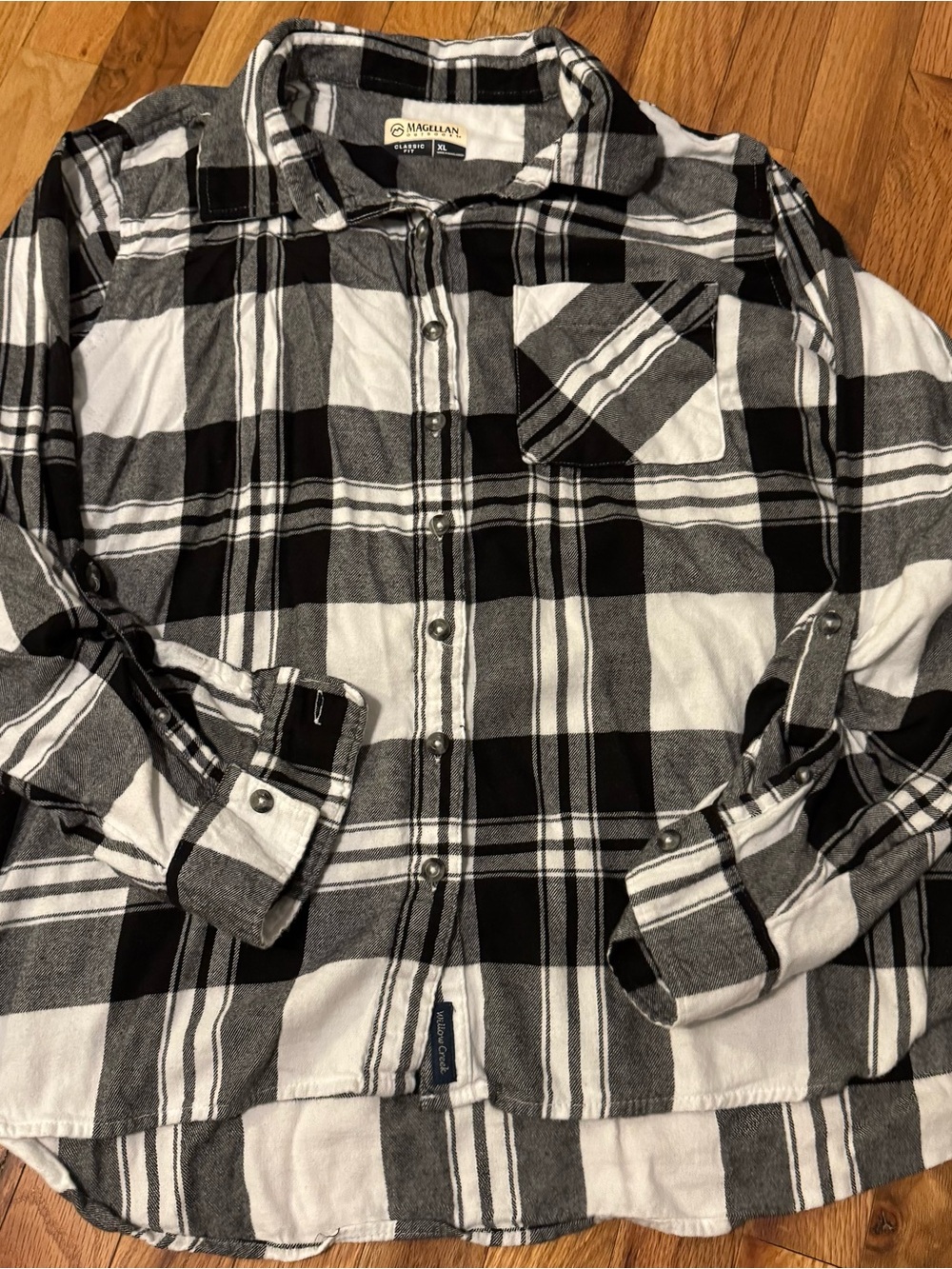 Magellan Outdoors Black & White Plaid Flannel Shirt - Women